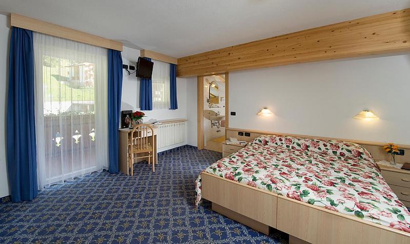 Albergo Fiordaliso Canazei Pokoj fotografie