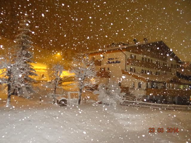 Albergo Fiordaliso Canazei Exteriér fotografie