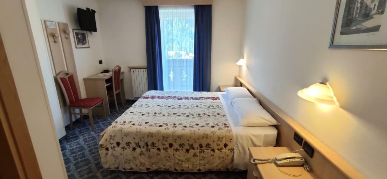 Albergo Fiordaliso Canazei Exteriér fotografie